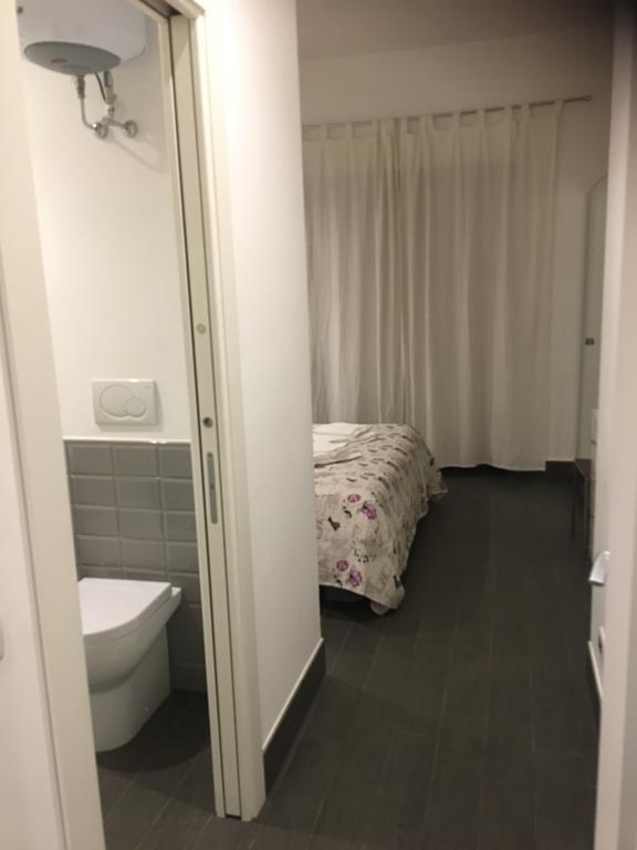 My Purple Apartment In The Center Of ローマ エクステリア 写真