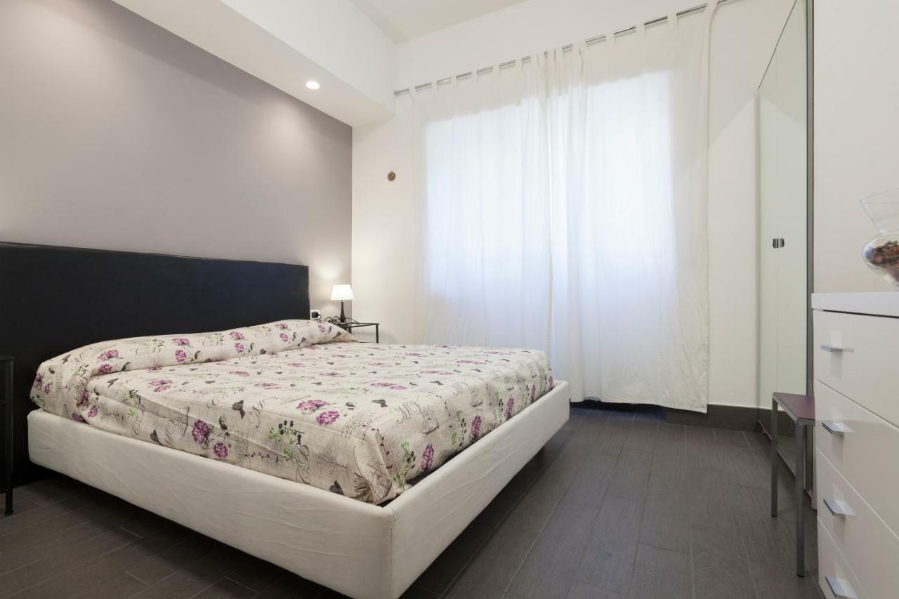 My Purple Apartment In The Center Of ローマ エクステリア 写真